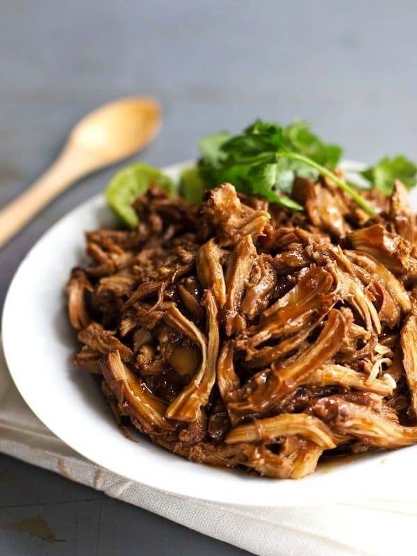 Honey Glazed Crockpot Chicken Adobo - simple pantry ingredients, hardly any hands-on time, 200 calories. | https://remove-fatloss.today